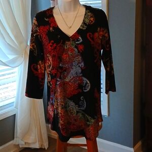 3/4 Sleeve, V Neck Multi Color Top.